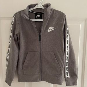 NIKE  full zip jacket Boys size S 4-5